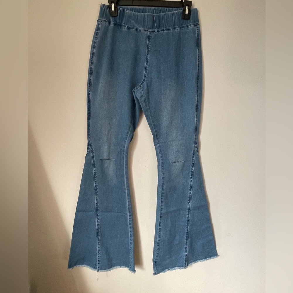 NWOT light wash denim bell bottoms